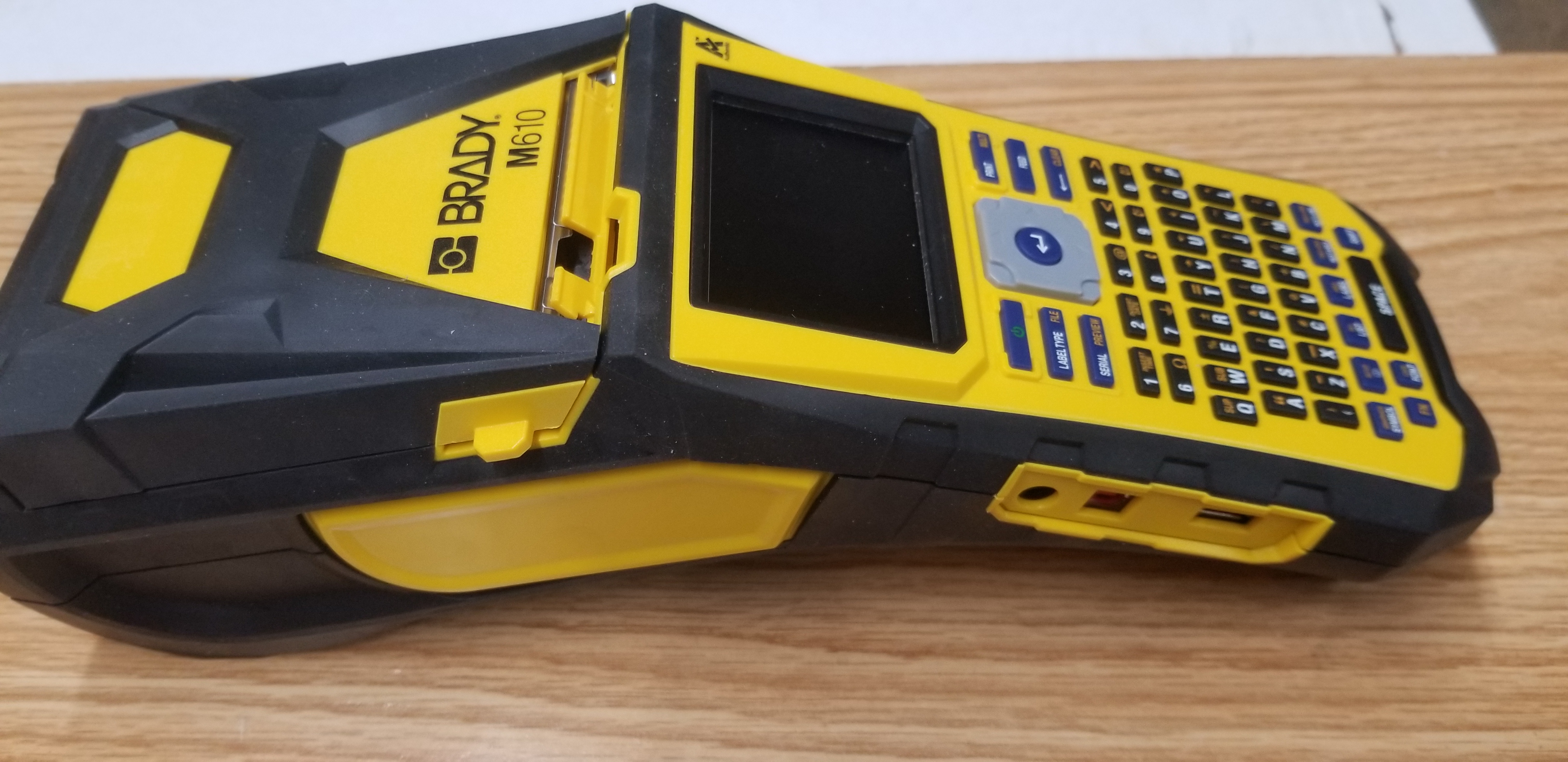 Brady M610 Portable Label Printer